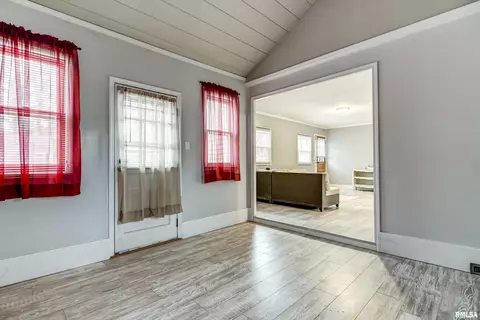 1429 W Governor St, Springfield, IL 62704 photo 12