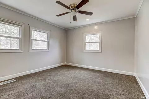 1429 W Governor St, Springfield, IL 62704 photo 21
