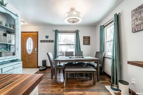 110 S Elm St, Mclean, IL 61754 photo 7