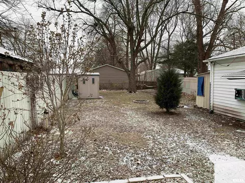 2348 E Grandview Ave, Springfield, IL 62702 photo 3