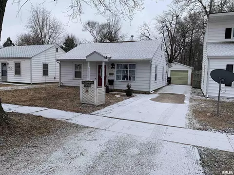 2348 E Grandview Ave, Springfield, IL 62702 photo 1