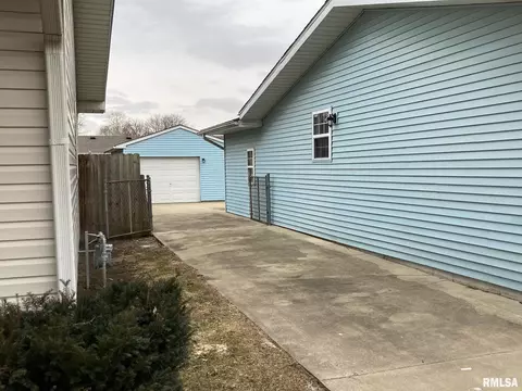 3013 Stokebridge Rd, Springfield, IL 62702 photo 17
