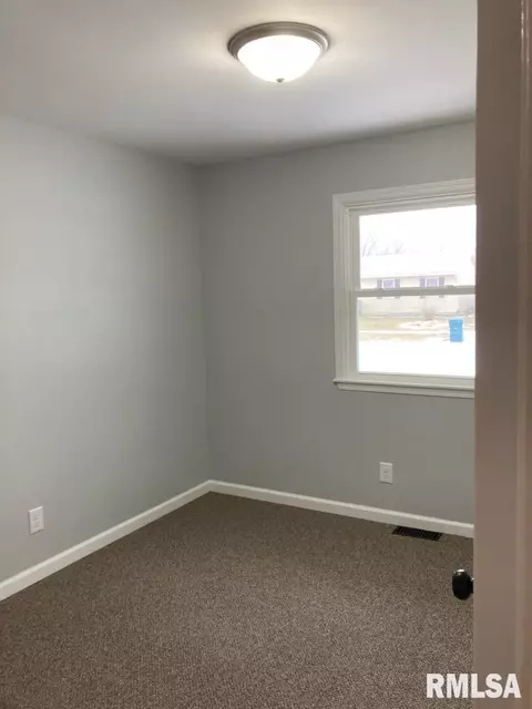 3013 Stokebridge Rd, Springfield, IL 62702 photo 13
