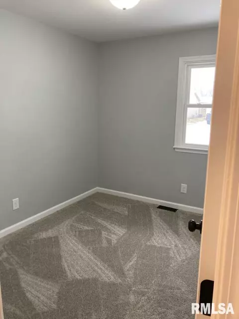 3013 Stokebridge Rd, Springfield, IL 62702 photo 16
