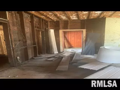 1813 S 2nd St, Springfield, IL 62703 photo 5