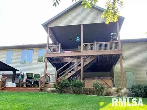 6400 Winterberry Ln, Springfield, IL 62712 photo 2