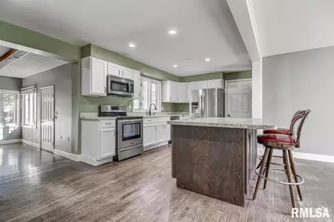 117 Circle Dr, Springfield, IL 62703 photo 8