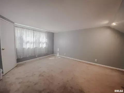 2925 S 3rd St, Springfield, IL 62703 photo 12