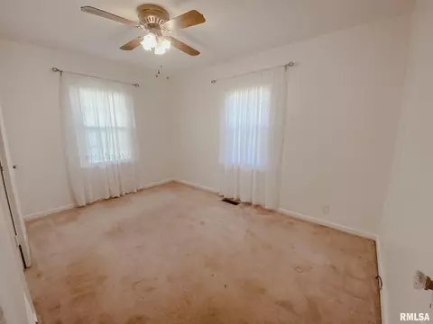 2925 S 3rd St, Springfield, IL 62703 photo 18