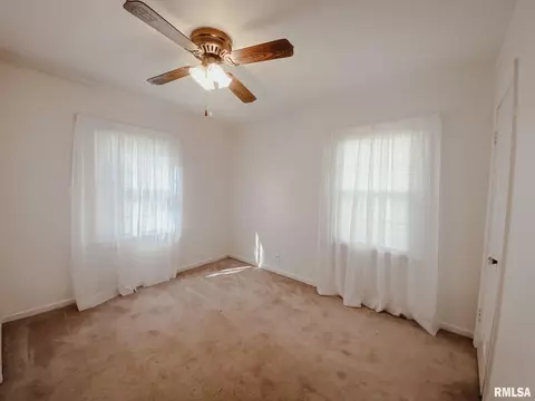2925 S 3rd St, Springfield, IL 62703 photo 17
