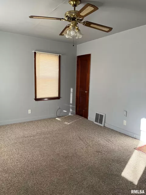 2532 S 4th St, Springfield, IL 62703 photo 3