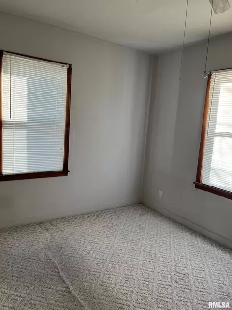 2532 S 4th St, Springfield, IL 62703 photo 13