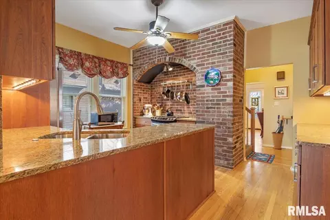 1533 Williams Blvd, Springfield, IL 62704 photo 14
