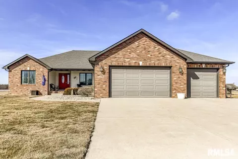 23402 Covered Bridge Rd, Athens, IL 62613 photo 2