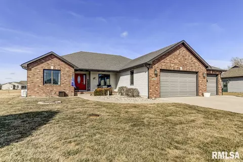 23402 Covered Bridge Rd, Athens, IL 62613 photo 1