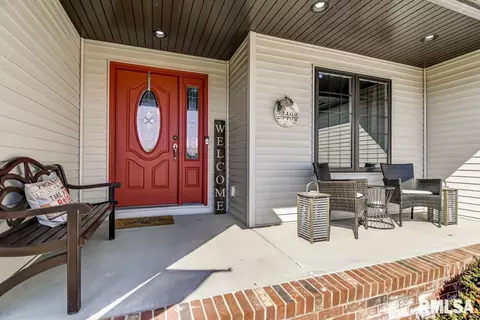 23402 Covered Bridge Rd, Athens, IL 62613 photo 4