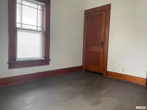 2129 S 10th St, Springfield, IL 62703 photo 16
