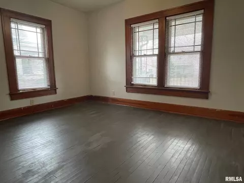 2129 S 10th St, Springfield, IL 62703 photo 12