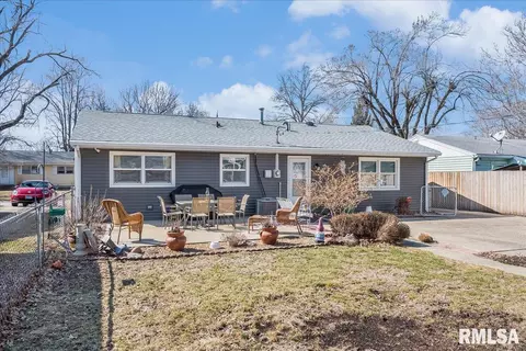 1904 Fairmont Dr, Springfield, IL 62702 photo 24