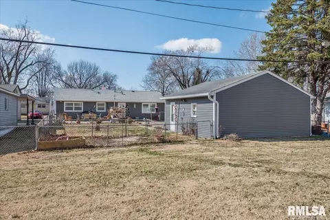 1904 Fairmont Dr, Springfield, IL 62702 photo 29