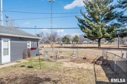 1904 Fairmont Dr, Springfield, IL 62702 photo 27