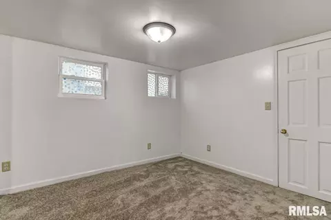 1725 S 4th St, Springfield, IL 62703 photo 28