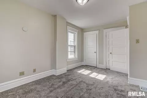 1725 S 4th St, Springfield, IL 62703 photo 20