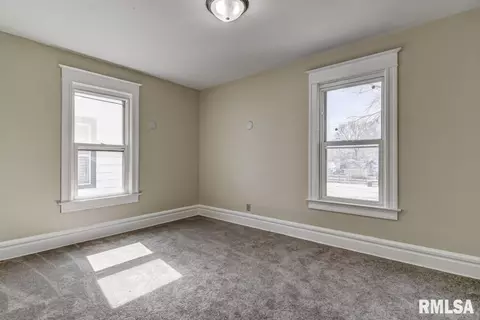 1725 S 4th St, Springfield, IL 62703 photo 21