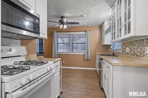 101 Adloff Ln, Springfield, IL 62703 photo 8