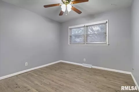 101 Adloff Ln, Springfield, IL 62703 photo 15