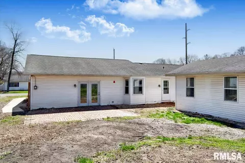 1007 E Washington St, Riverton, IL 62561 photo 29