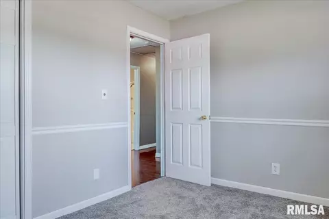 1007 E Washington St, Riverton, IL 62561 photo 23