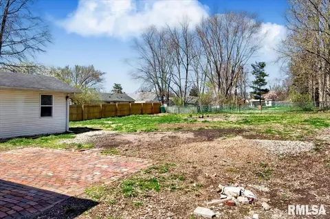 1007 E Washington St, Riverton, IL 62561 photo 32