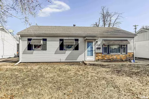 1710 Wolfe St, Springfield, IL 62702 photo 3