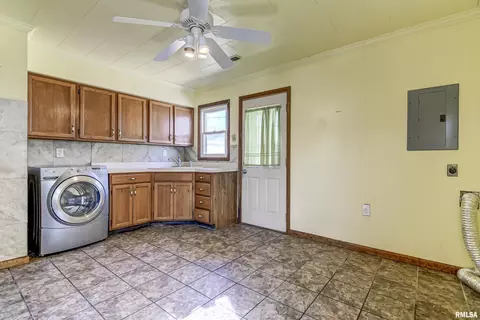 1710 Wolfe St, Springfield, IL 62702 photo 13