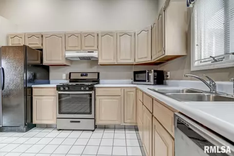 3502 Aberdeen Ct, Springfield, IL 62704 photo 13
