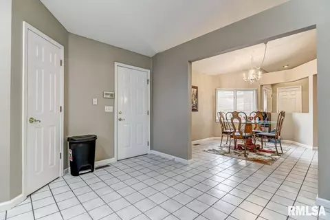 3502 Aberdeen Ct, Springfield, IL 62704 photo 12