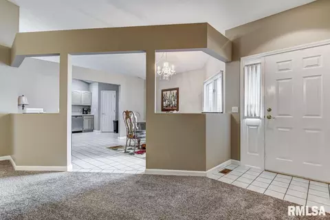 3502 Aberdeen Ct, Springfield, IL 62704 photo 5