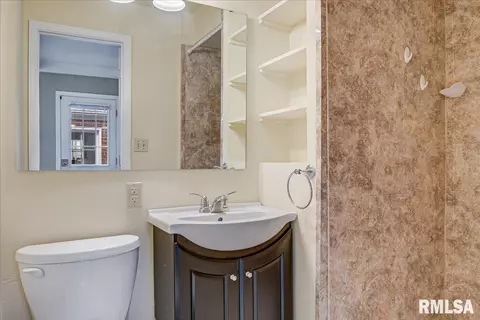 2148 S Walnut St, Springfield, IL 62704 photo 20