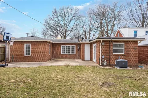 2148 S Walnut St, Springfield, IL 62704 photo 31
