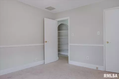 2148 S Walnut St, Springfield, IL 62704 photo 26