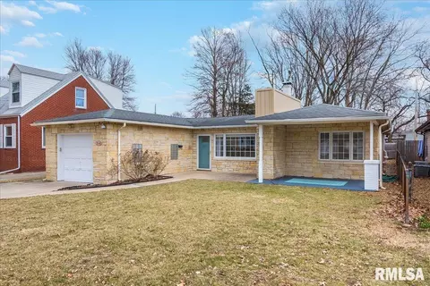 2148 S Walnut St, Springfield, IL 62704 photo 2