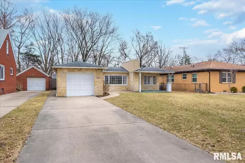 2148 S Walnut St, Springfield, IL 62704 photo 4
