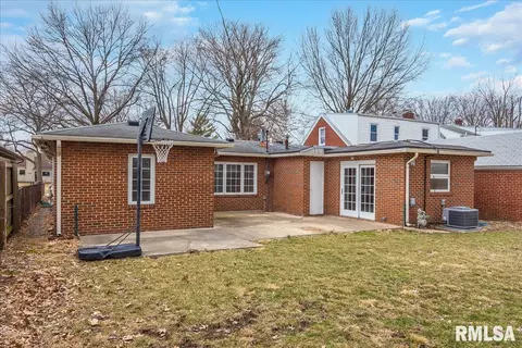 2148 S Walnut St, Springfield, IL 62704 photo 32