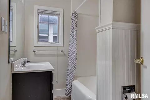2148 S Walnut St, Springfield, IL 62704 photo 24