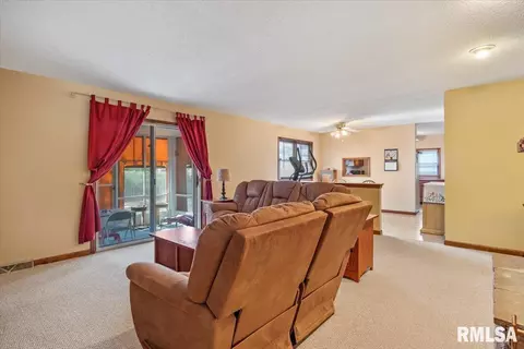 2532 Cherry Rd, Springfield, IL 62704 photo 5