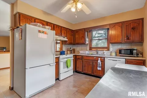 2532 Cherry Rd, Springfield, IL 62704 photo 10