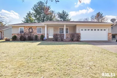 2532 Cherry Rd, Springfield, IL 62704 photo 1