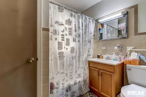 1509 S 1st St, Springfield, IL 62704 photo 9