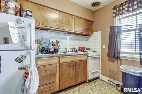 1509 S 1st St, Springfield, IL 62704 photo 7